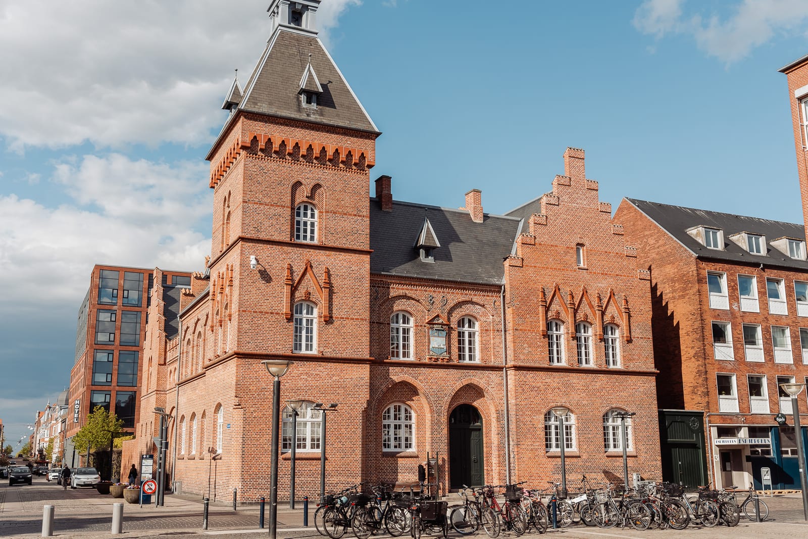 Esbjerg courthouse and jailhouse at Skolegade 33, the civil ceremony venue